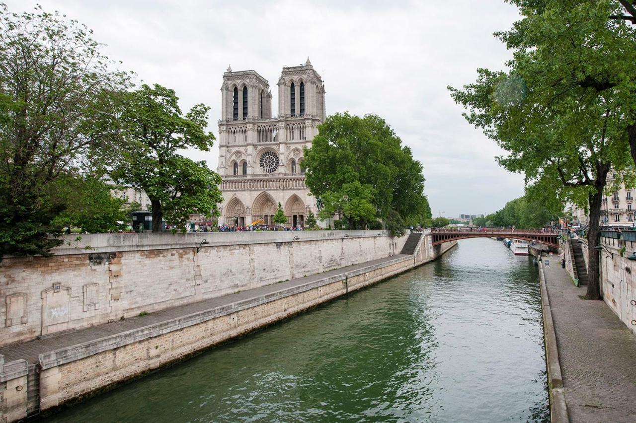 Paris 5E Entre Notre Dame & Pantheonアパートメント エクステリア 写真